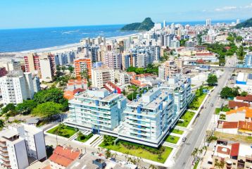 Cobertura com 4 Quartos e Piscina Privativa no Edifício Sicília em Caiobá - REF.:411