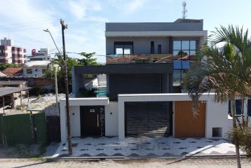 Sobrado de altíssimo padrão - REF.:427